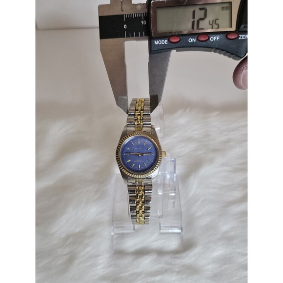 Beauriful Calvin Hill Ladies Two Tone Blue Dial Quartz Watch New Battery Runs - Picture 3 of 12